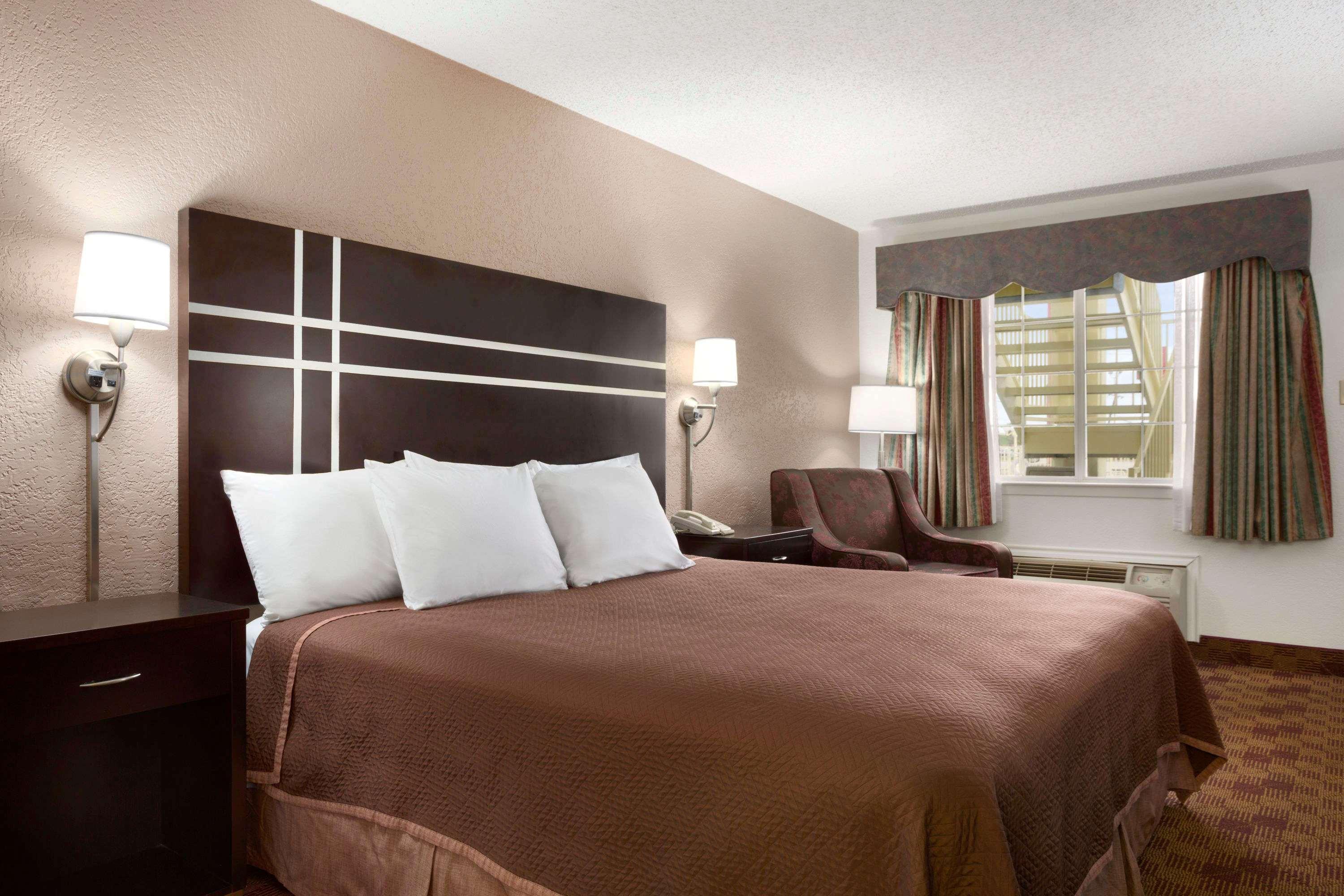 Travelodge By Wyndham Killeen/Fort Hood Экстерьер фото