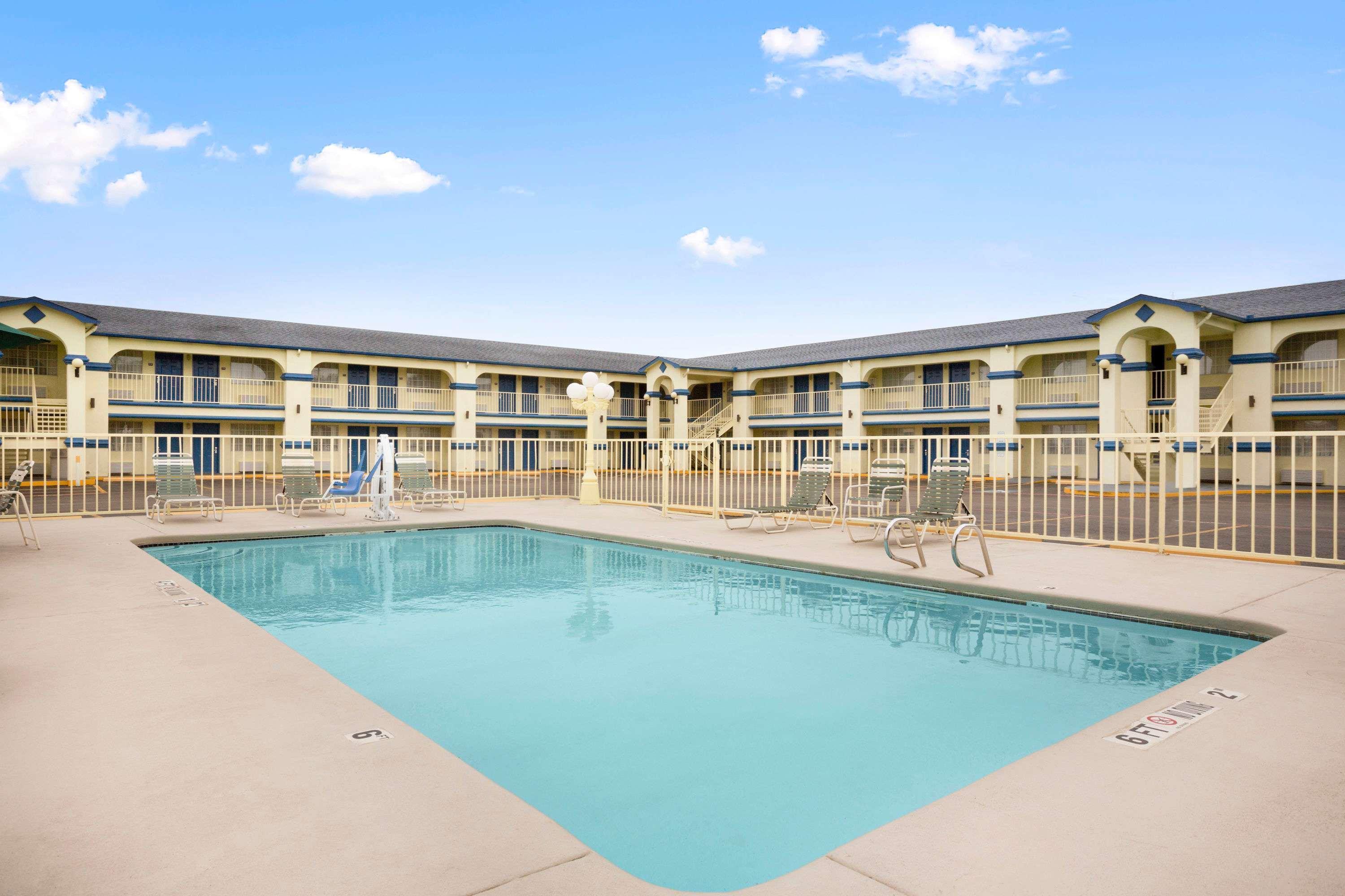 Travelodge By Wyndham Killeen/Fort Hood Экстерьер фото