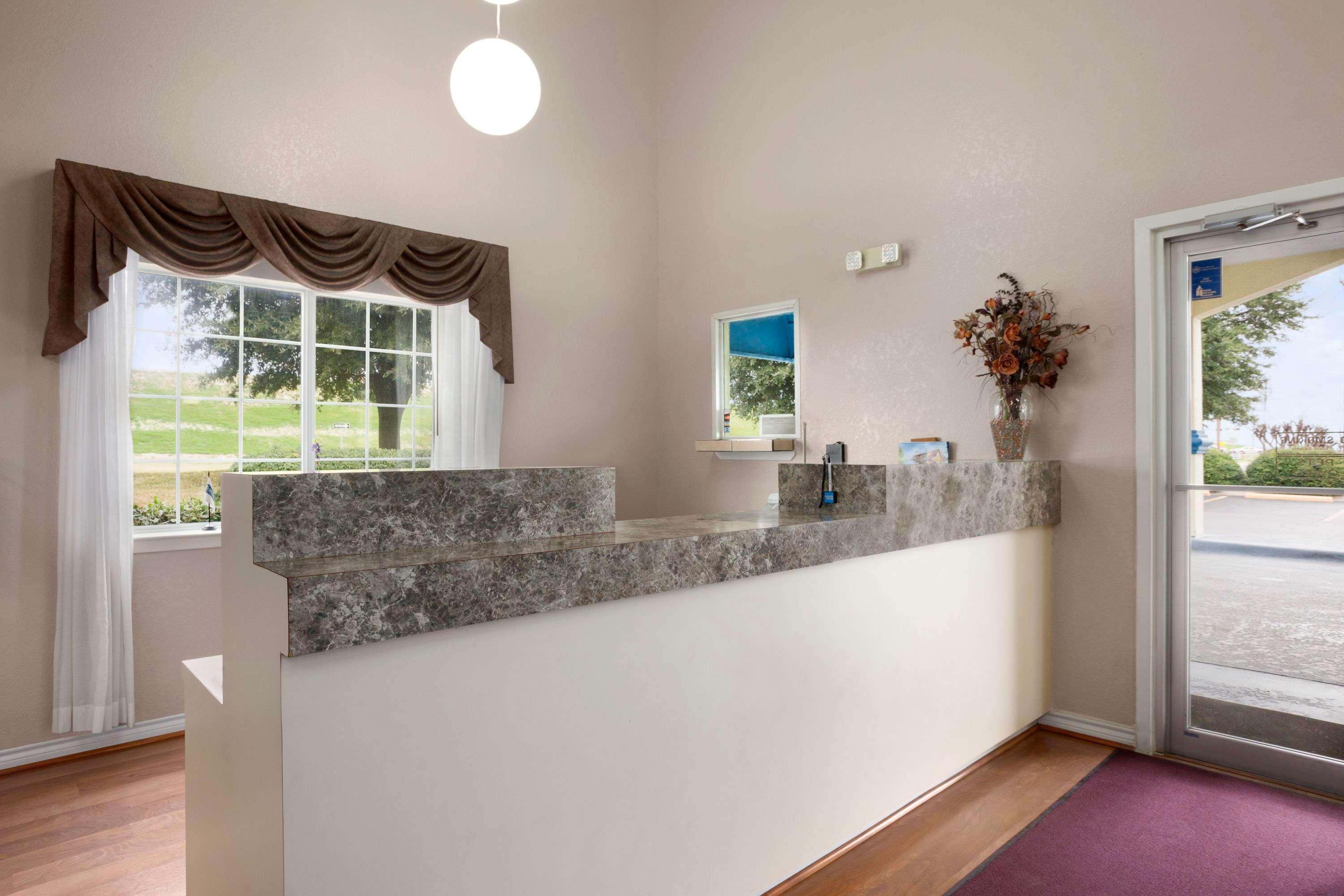 Travelodge By Wyndham Killeen/Fort Hood Экстерьер фото