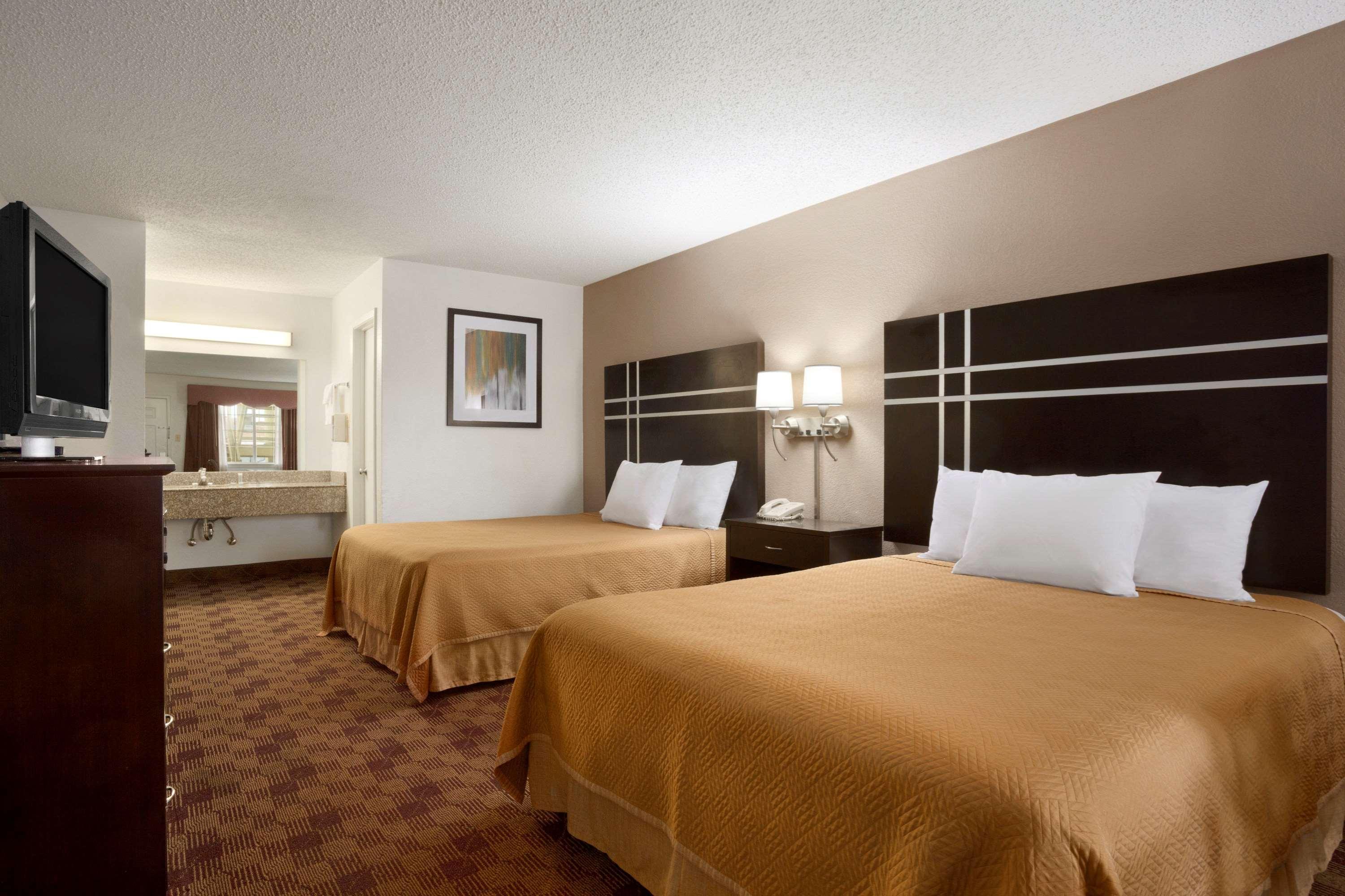 Travelodge By Wyndham Killeen/Fort Hood Экстерьер фото